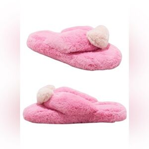 NWOT Women’s Auden Pink Heart Cecily Slippers - Size L 9/10